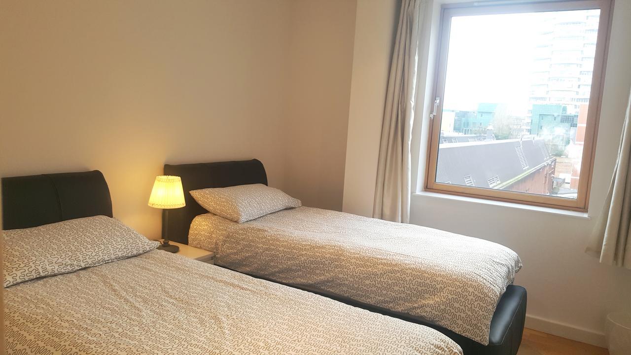 East Croydon Apartments - Just 3 Mins Walk To East Croydon Station Pokoj fotografie